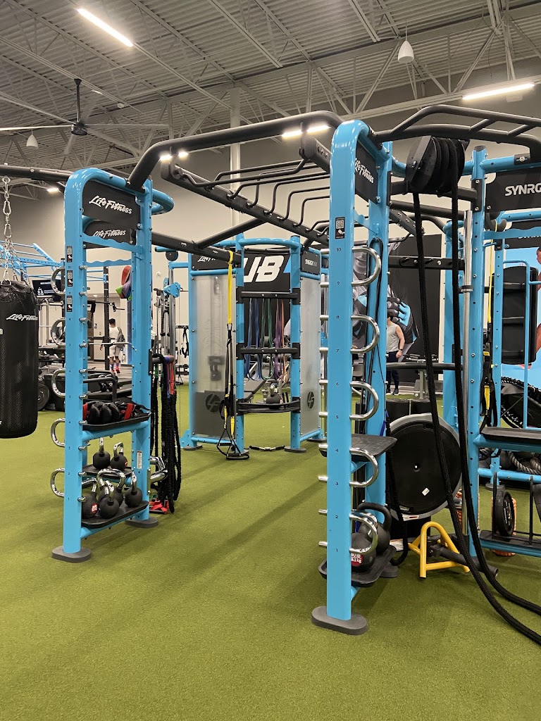  CLUB4 Fitness Homewood