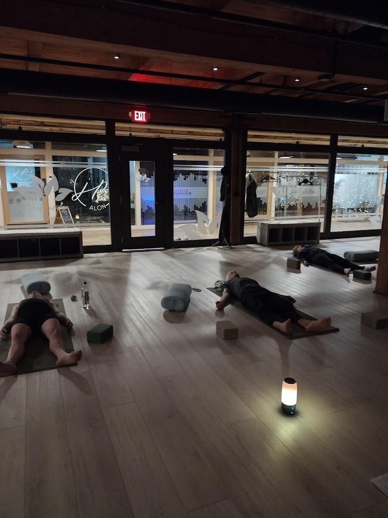  Grow Well Yoga + Barre + Fitness, Naperville, IL