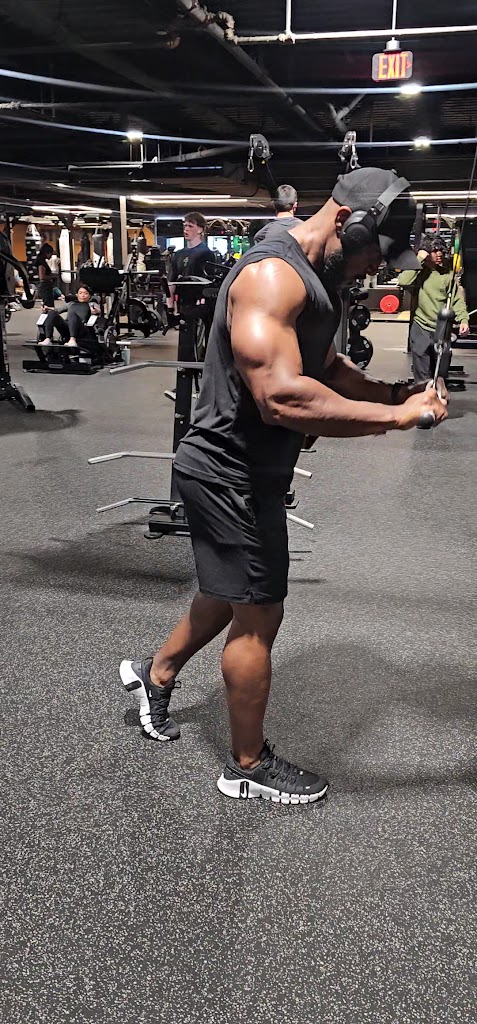  Crunch Fitness - Frederick