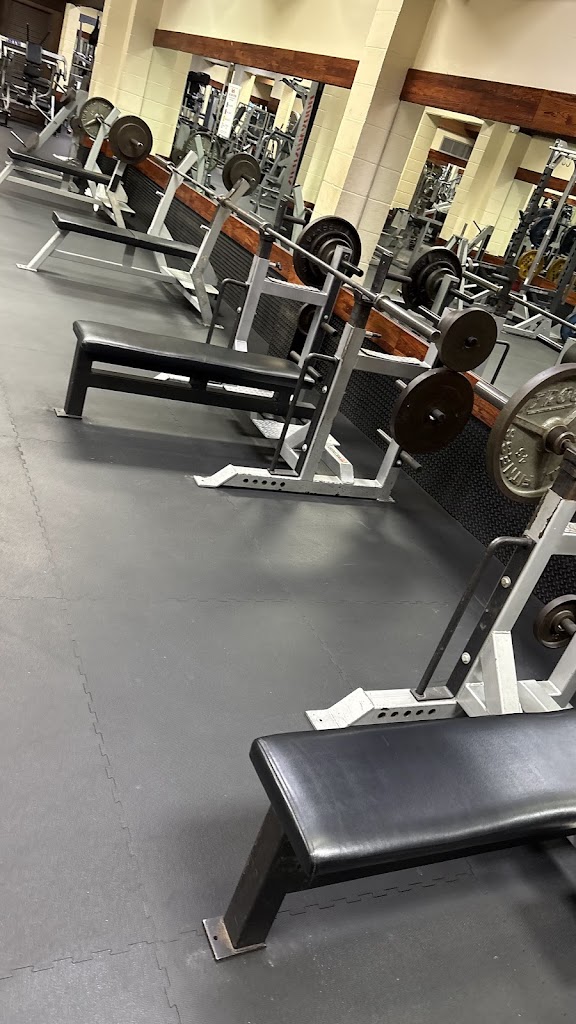  Red Lerille's Health & Racquet Club