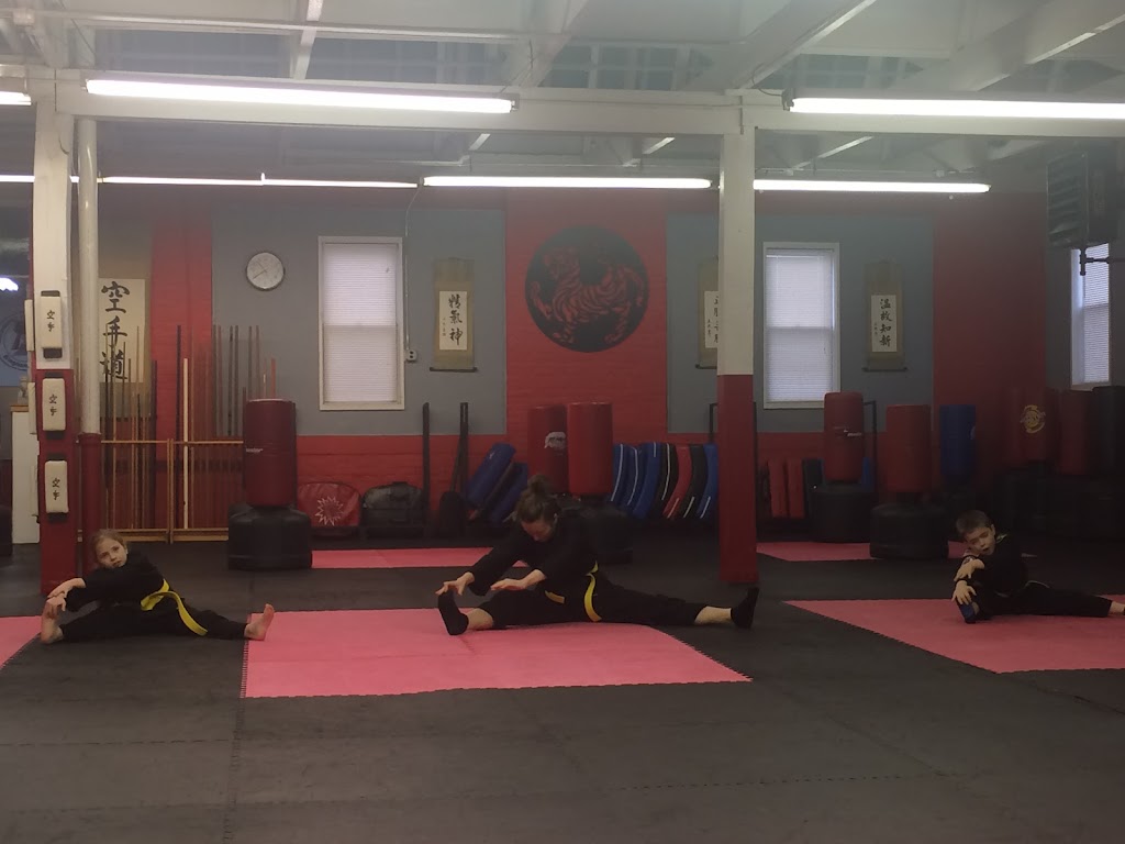  Academy of Phoenjitsu