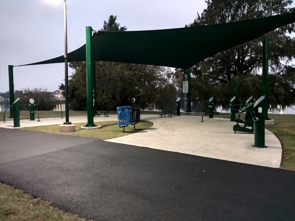  HealthBeat Outdoor Gym