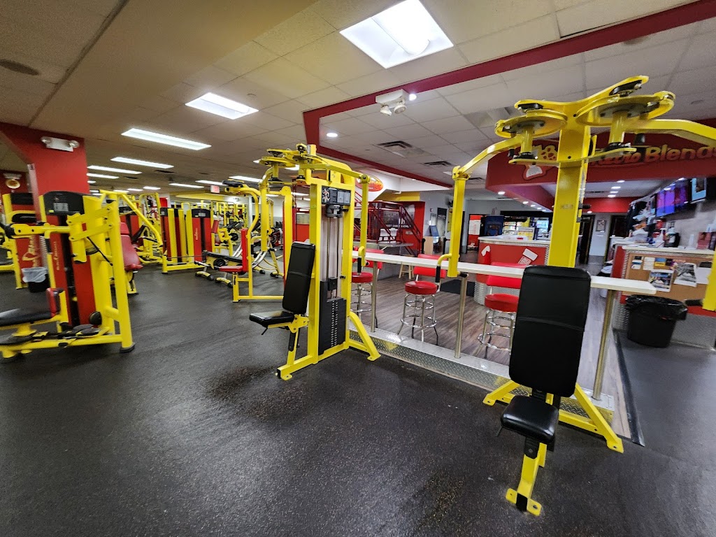  Retro Fitness