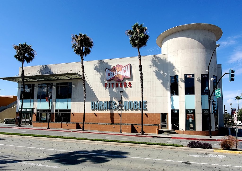  Crunch Fitness - Burbank