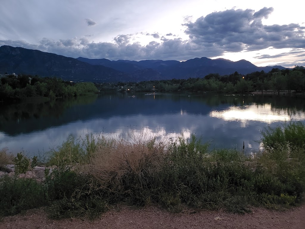  Dragonfly Paddle Yoga