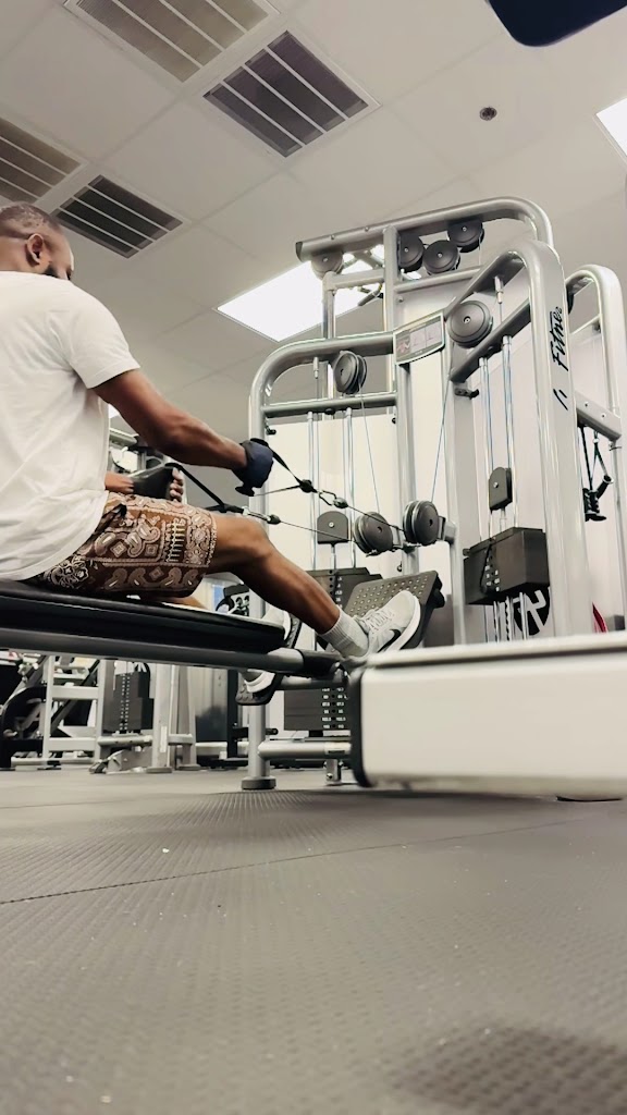  24/7 Fitness Club - Zebulon