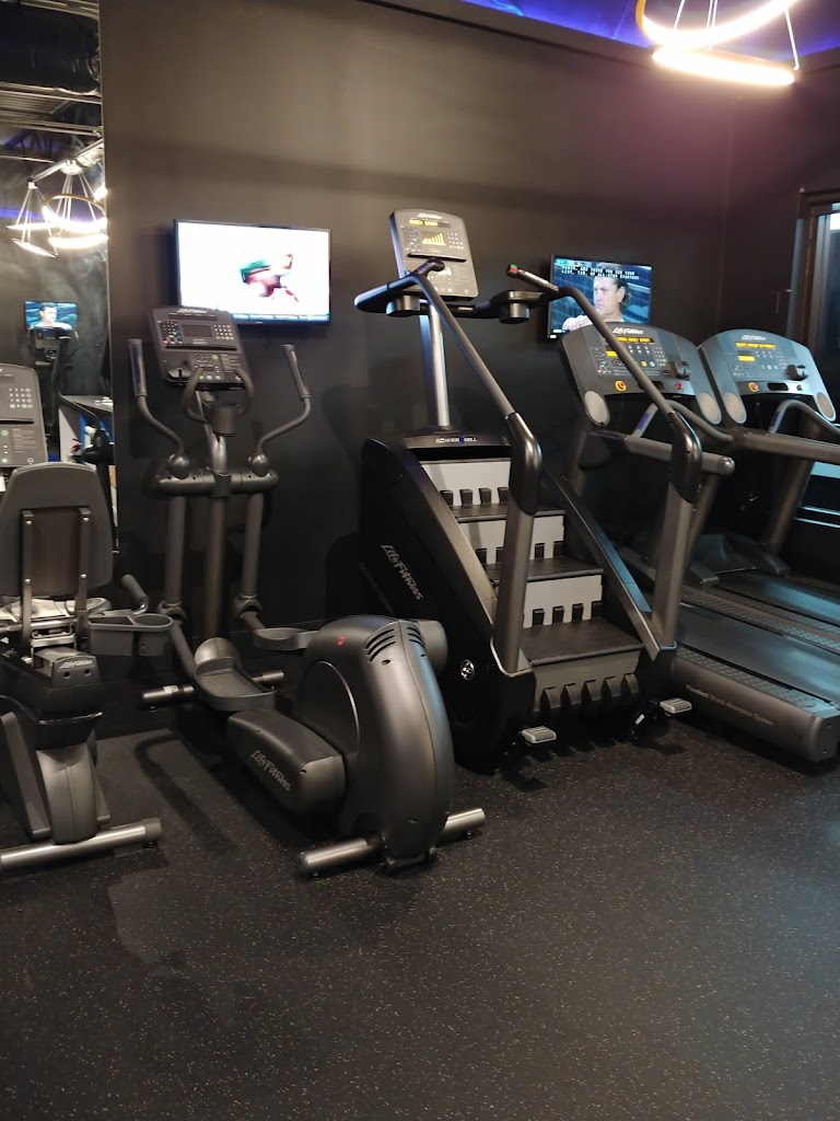  Meta Fitness Studio
