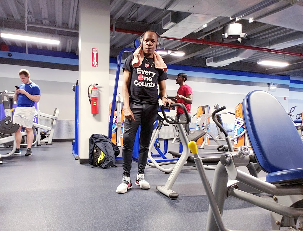  Crunch Fitness - Flatbush