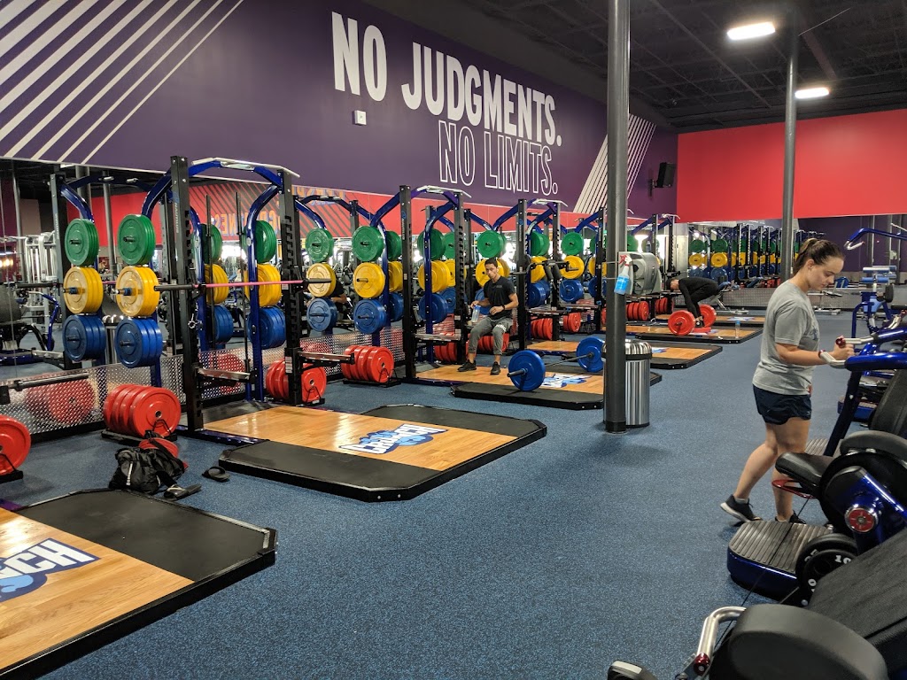  Crunch Fitness - Roswell