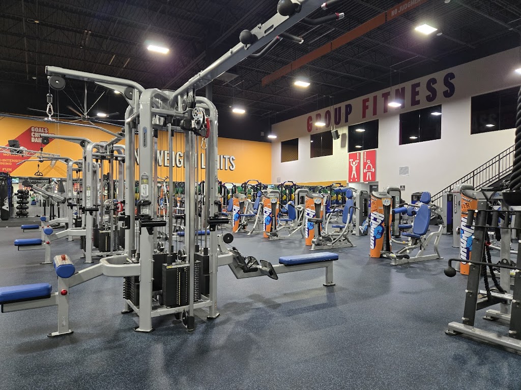  Crunch Fitness - Lakeland