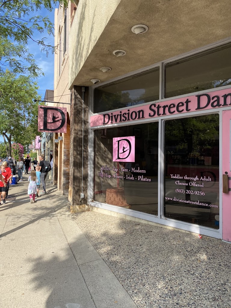  Division Street Dance