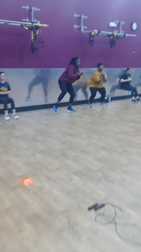  Crunch Fitness - Roslindale