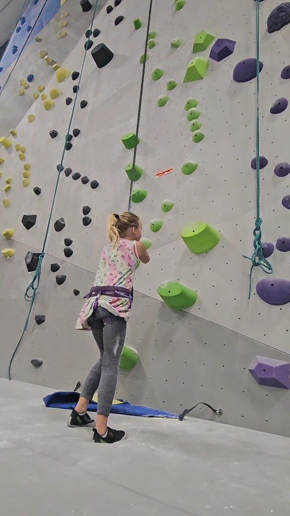  Frontier Climbing and Fitness