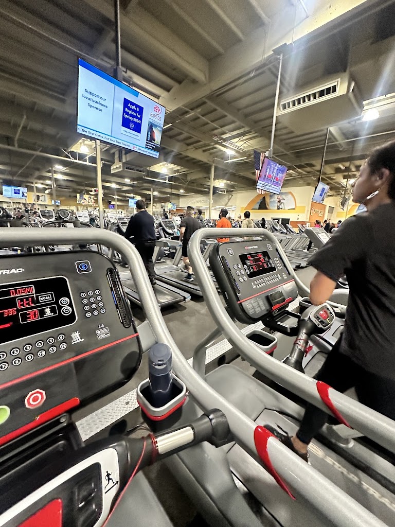  24 Hour Fitness