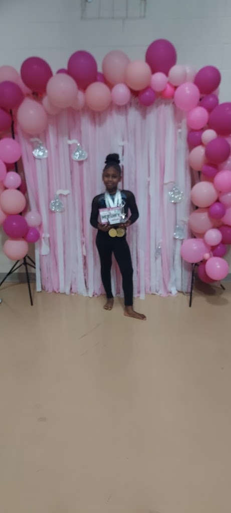  Kids World Gymnastics