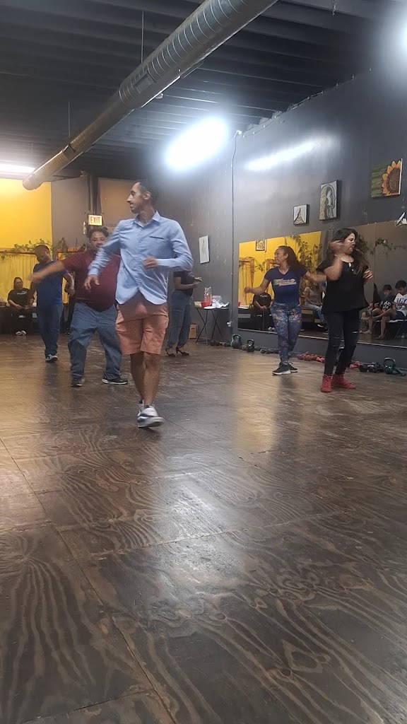  Mamacita's Fitness Studio