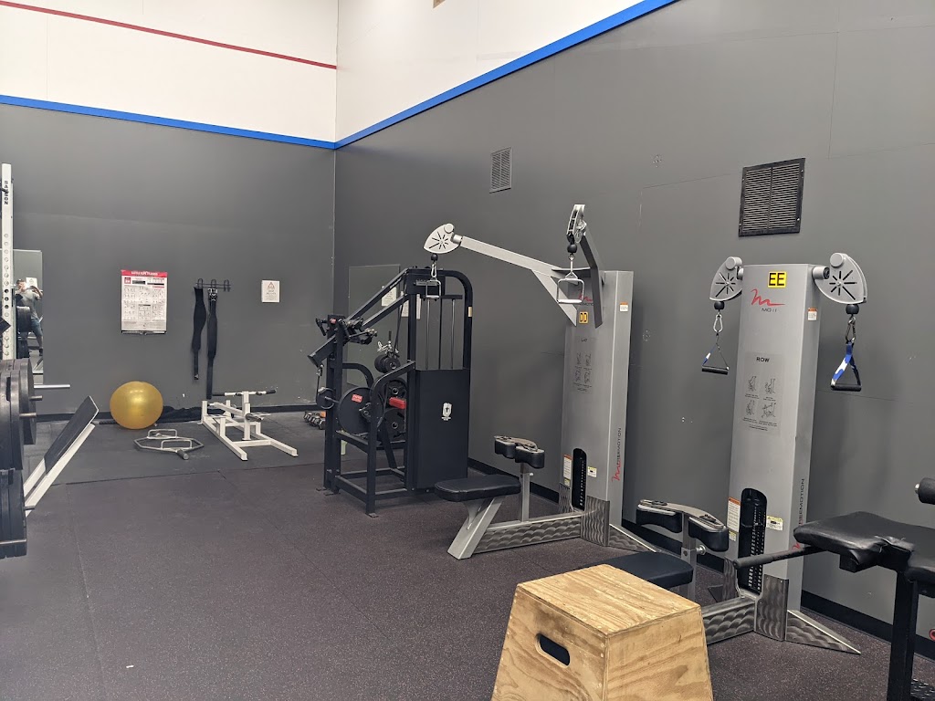  MAC Fitness Center & Golf Range