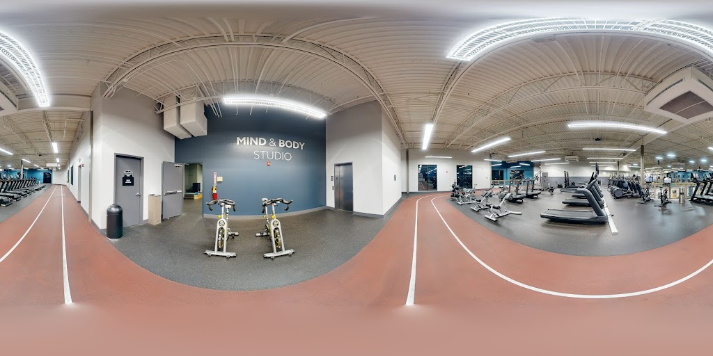  Onelife Fitness - Killian