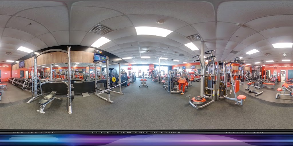  Snap Fitness Round Lake