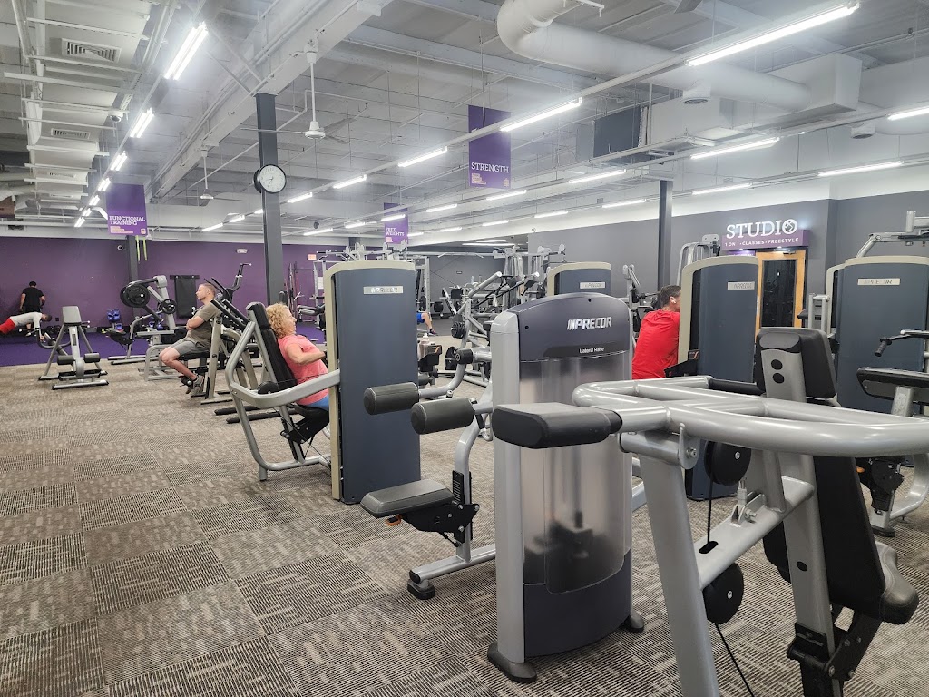  Anytime Fitness