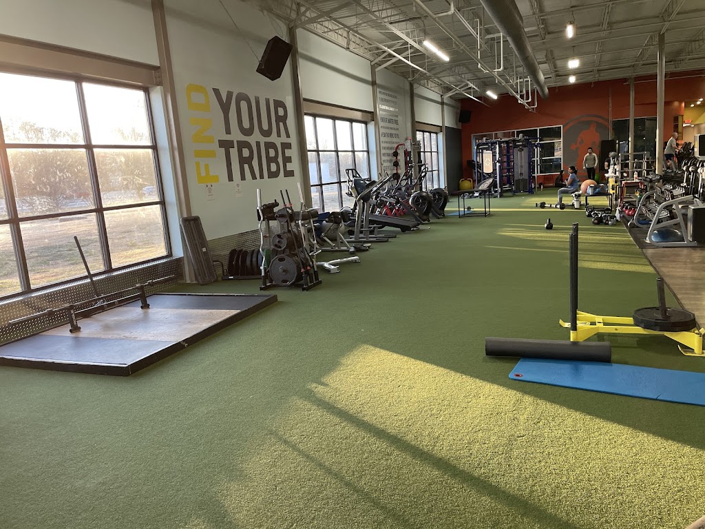  Gold's Gym Lake Norman