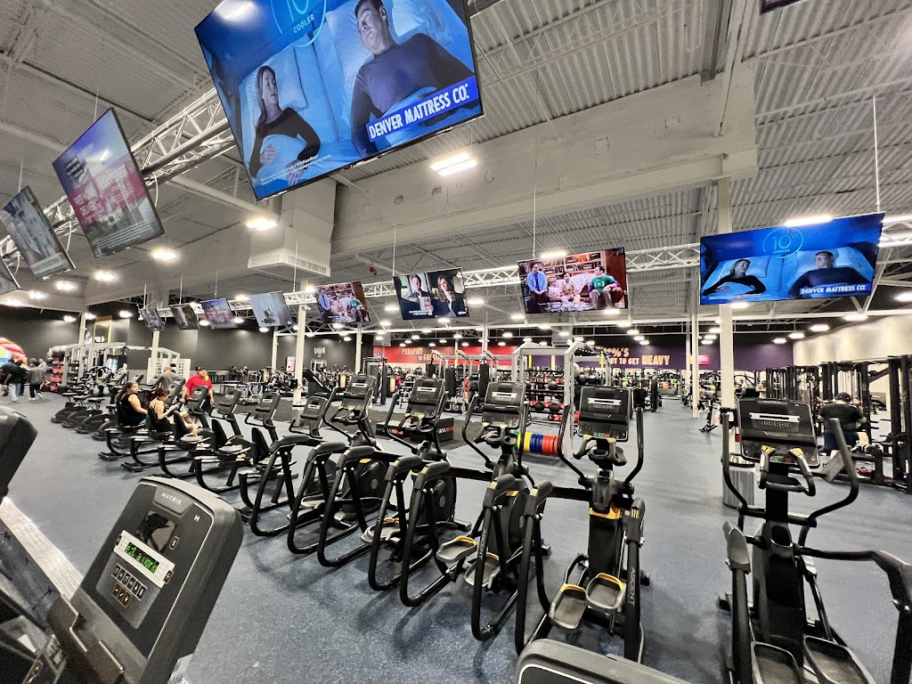  Crunch Fitness - Yuma