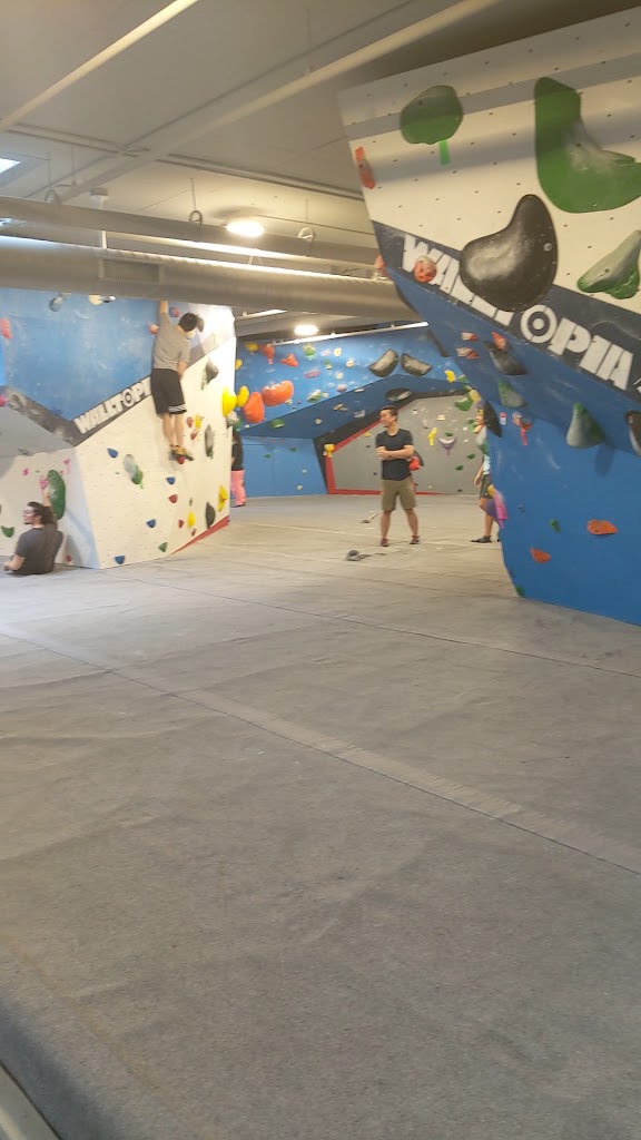  Boulders Climbing Gym - Downtown