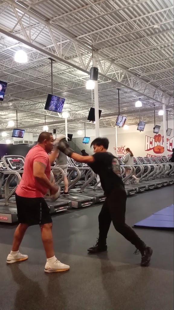  Crunch Fitness - Richmond Glenside