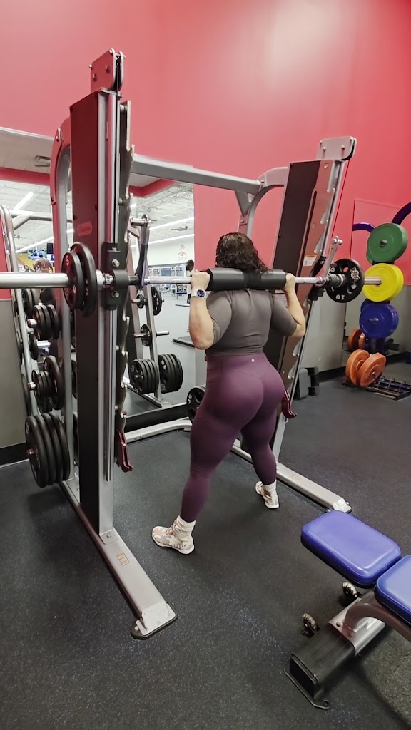  Crunch Fitness - Greenville