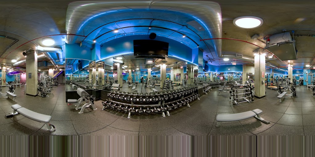  Crunch Fitness - Bowery