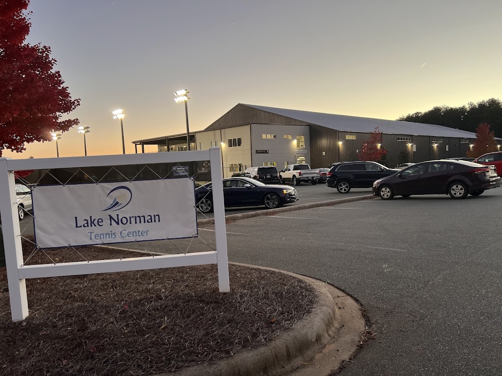  Lake Norman Racquet & Social Club (LNRC)