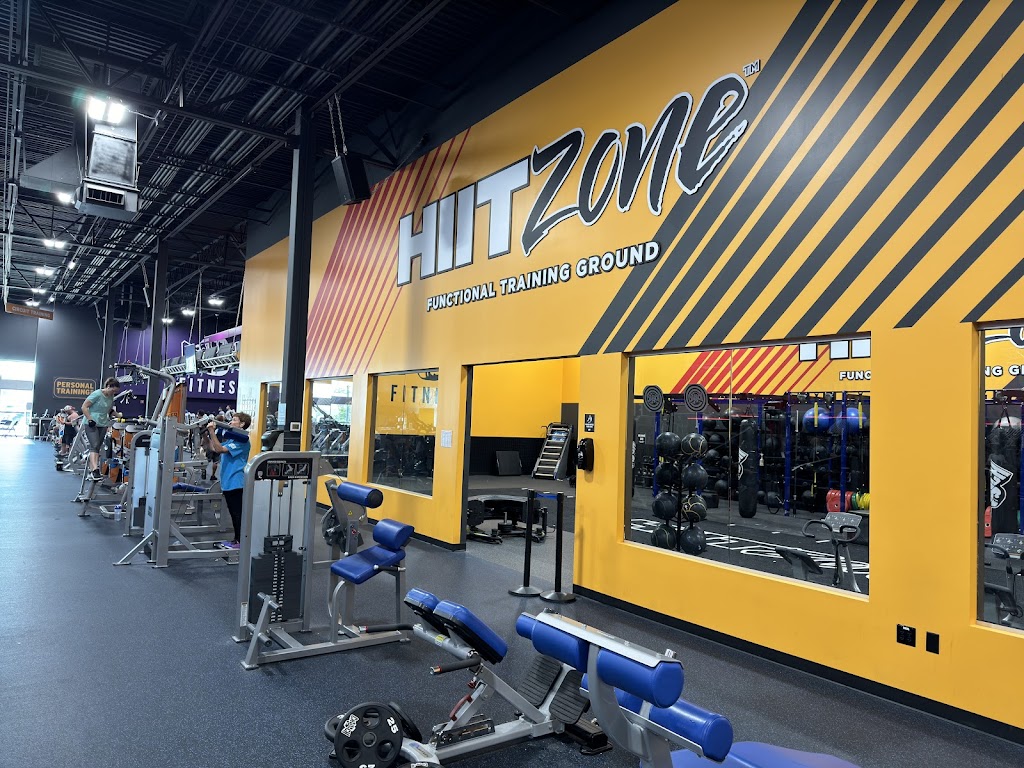  Crunch Fitness - Parrish