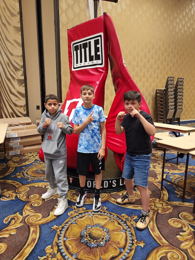  La Perrera Dogg Pound Boxing