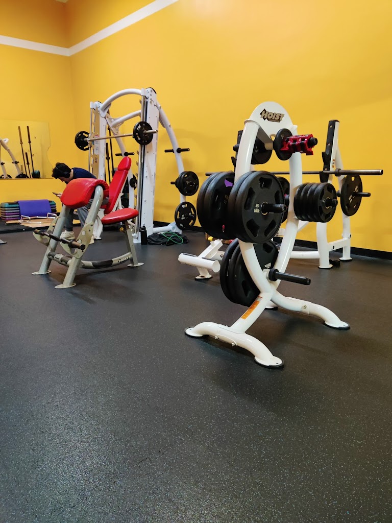  Cabrillo Fitness Club