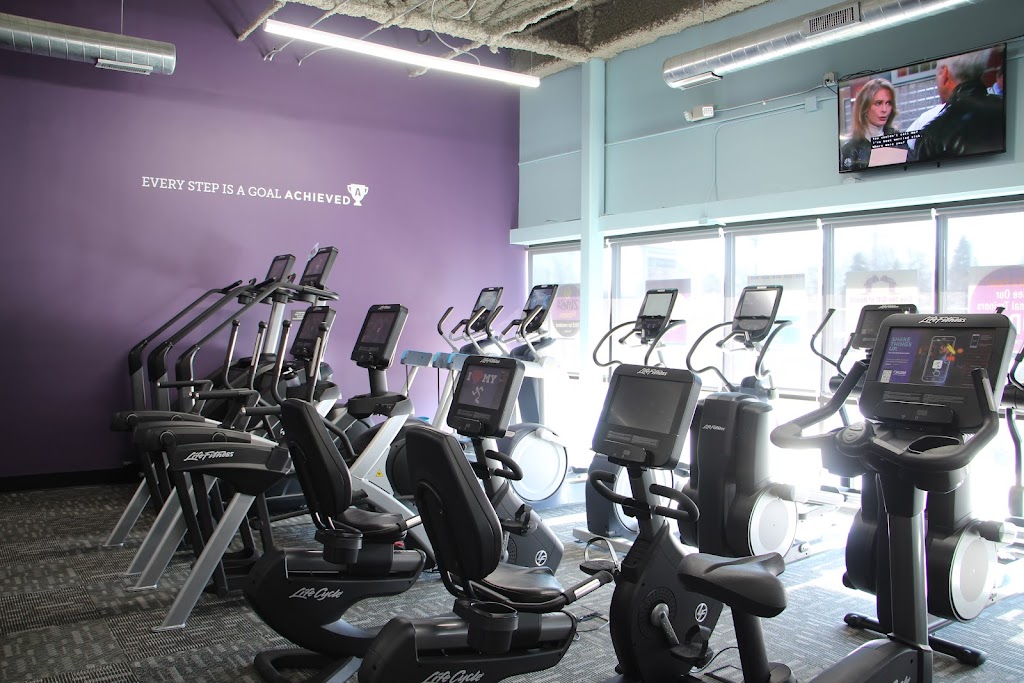  Anytime Fitness