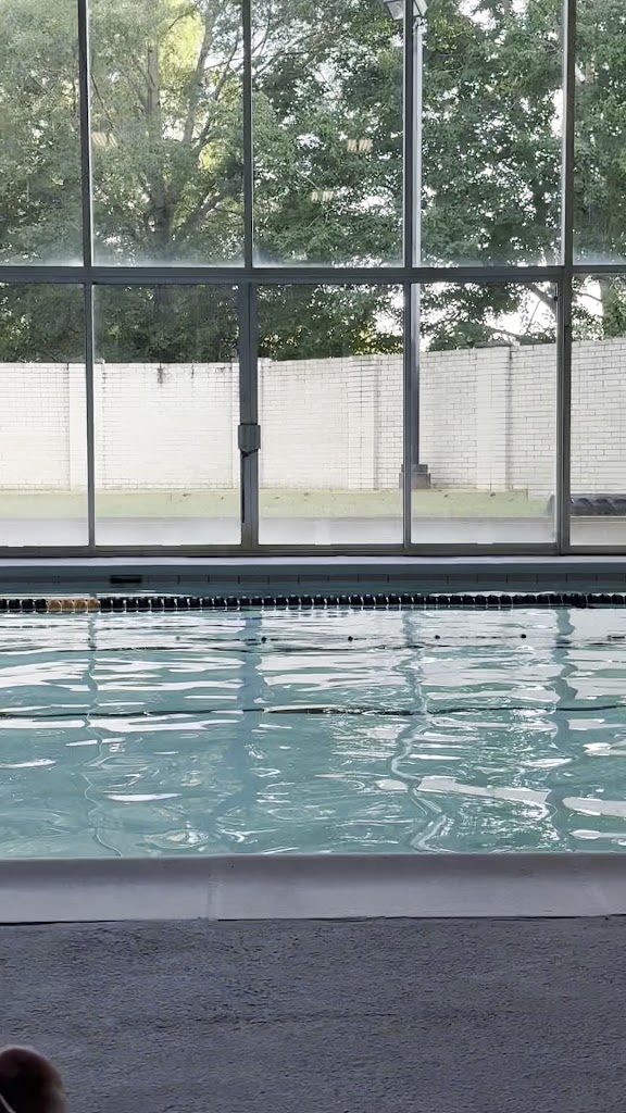  Gold's Gym Arboretum