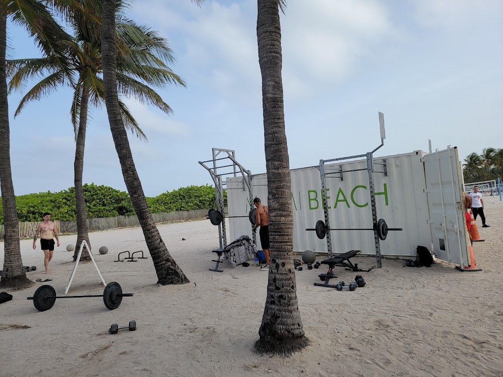  Muscle Beach South Beach