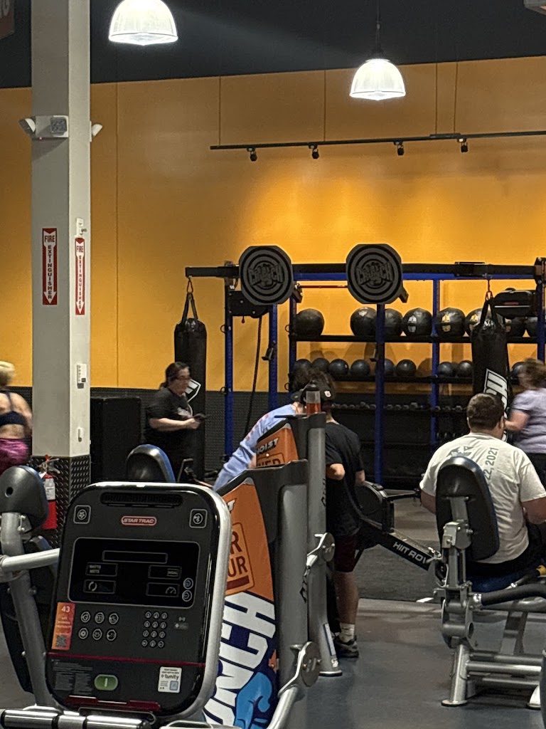 Crunch Fitness - Bensalem