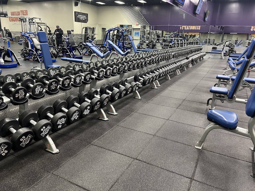  Crunch Fitness - Cerritos