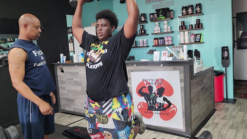  Lion Heart Fitness / Universal Nutrition