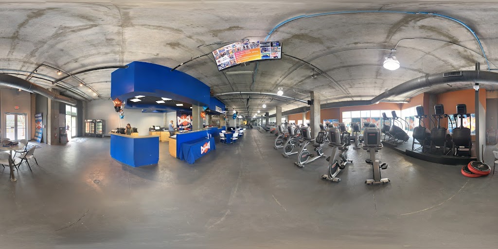  Crunch Fitness - Channelside