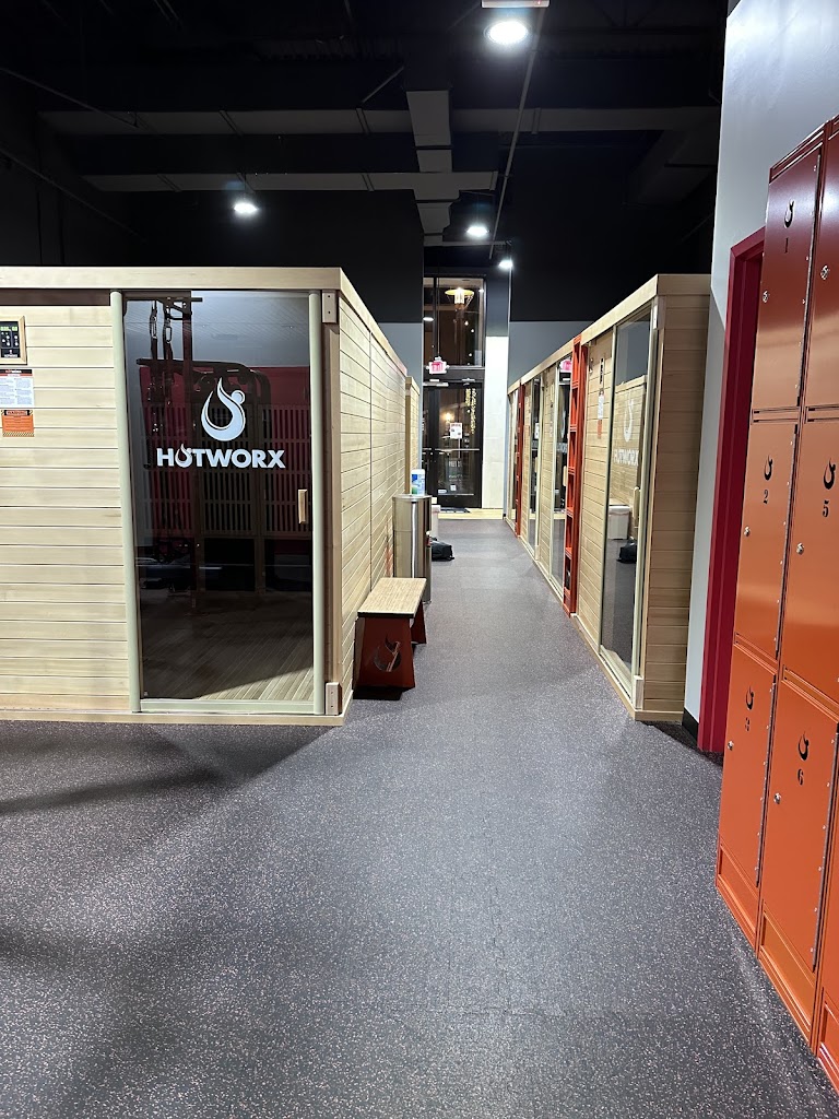  HOTWORX - Wesley Chapel, FL - Wiregrass