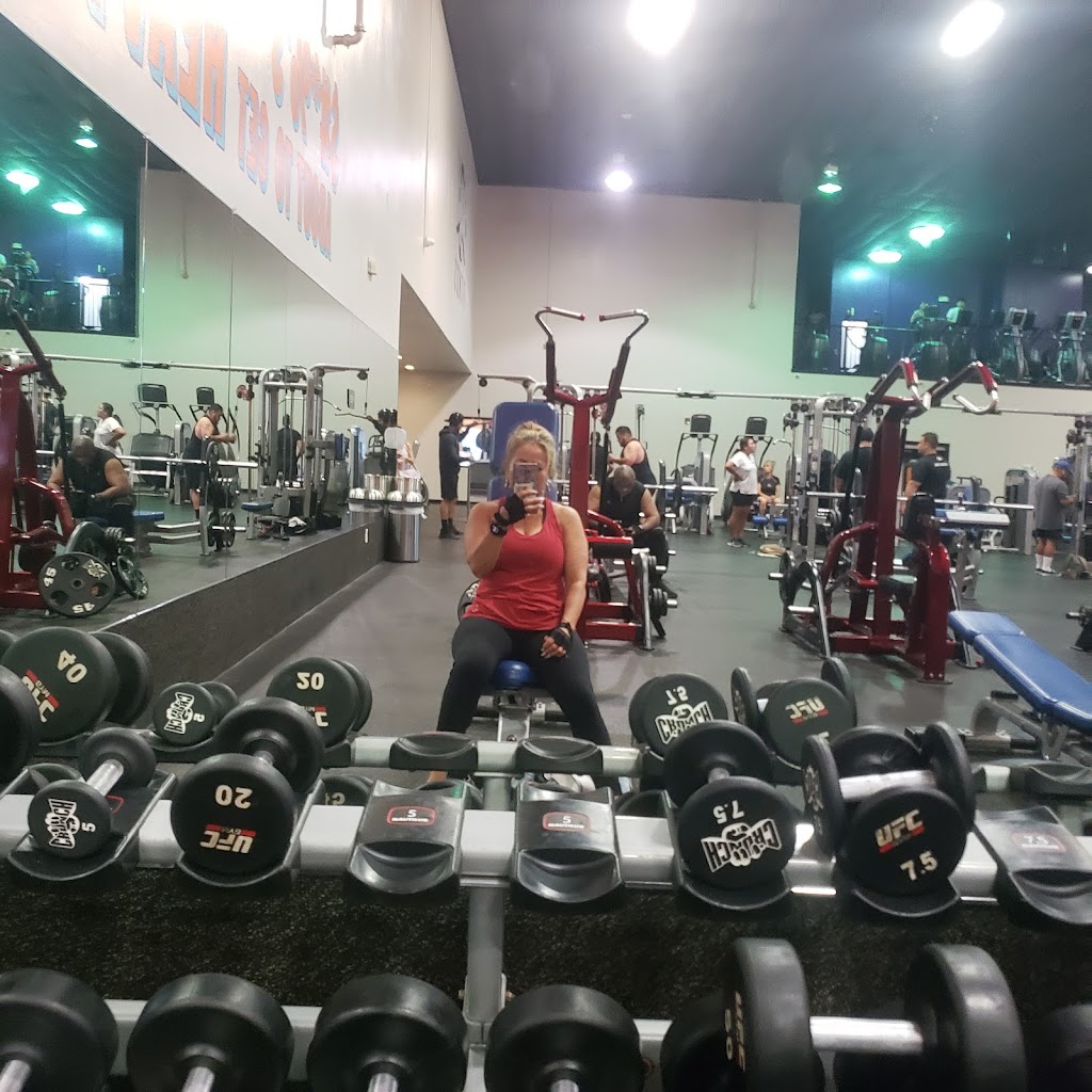  Crunch Fitness - Santa Clarita