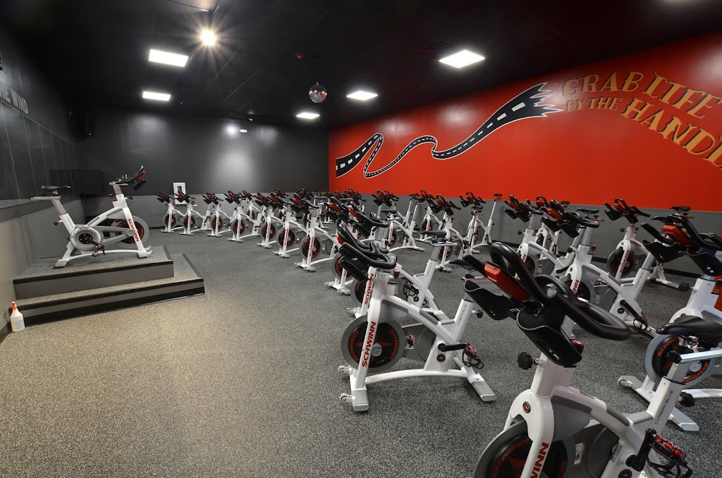  Crunch Fitness - Mount Pleasant