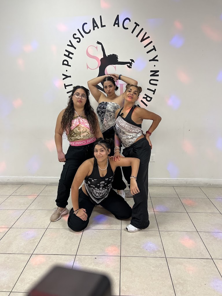  Gaby Castro Zumba Studio & Nutricion Center