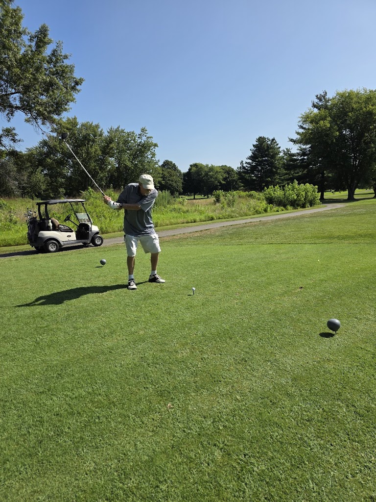  Shadowood Golf Course