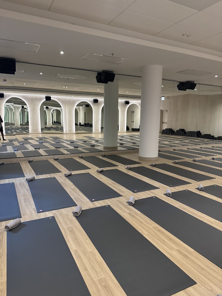  Studio Three West Loop