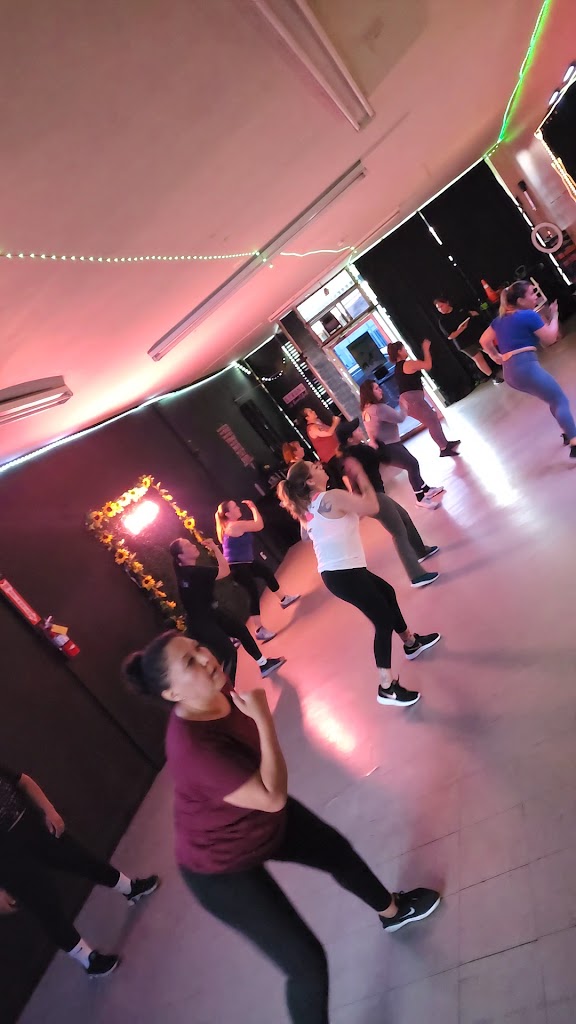  Fitness at Rumba con zumba