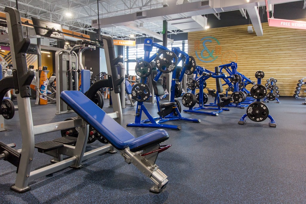  Crunch Fitness - Canton