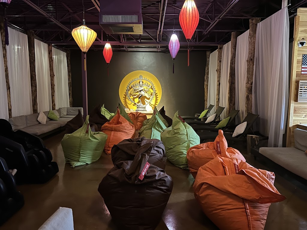  Raffa Yoga & Urban Sweat Spa